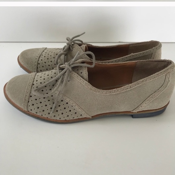 Dolce Vita Oxfords - Picture 4 of 6